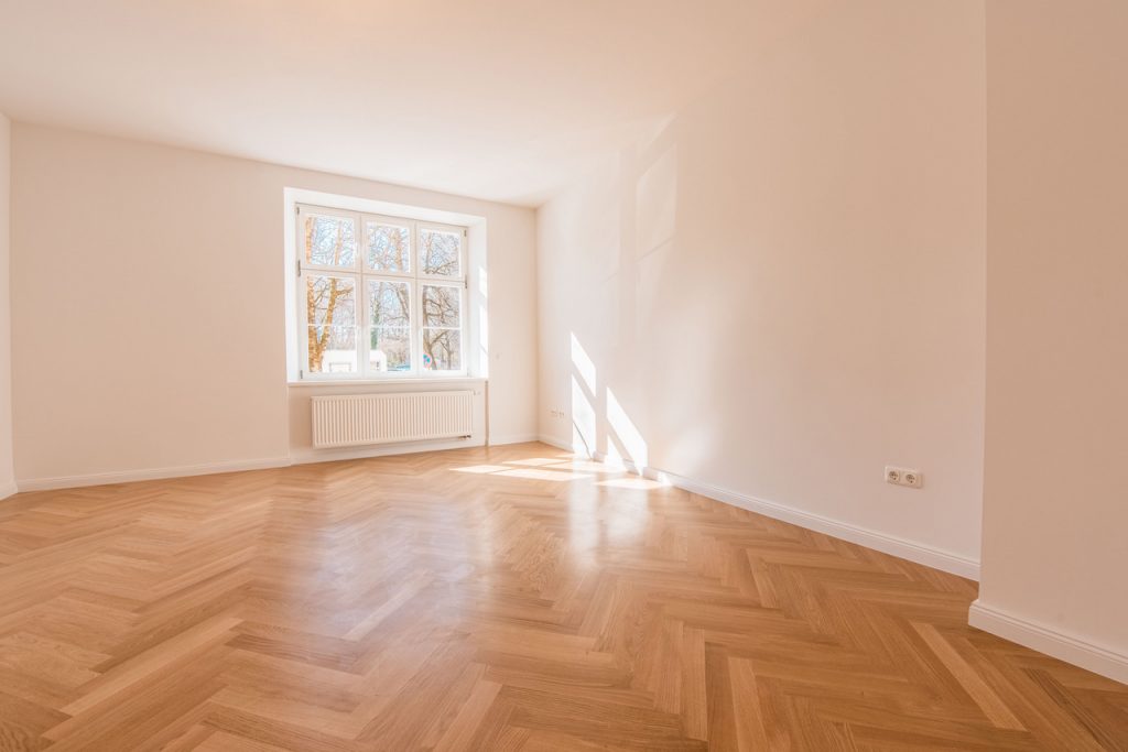 Immobilienverkauf München Altbau Wohnzimmer